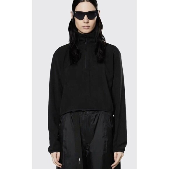 NWT Rains Brushed Fleece
Cropped Sweatshirt - Picture 1 of 9